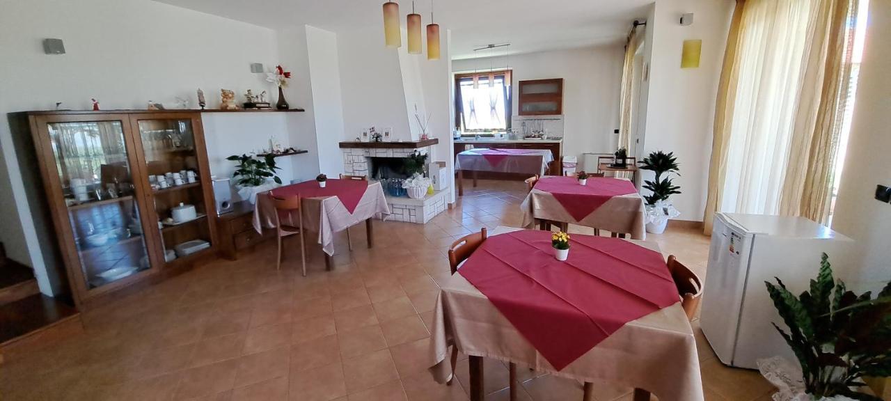 B & B Le Tre Rose Tollo Ngoại thất bức ảnh
