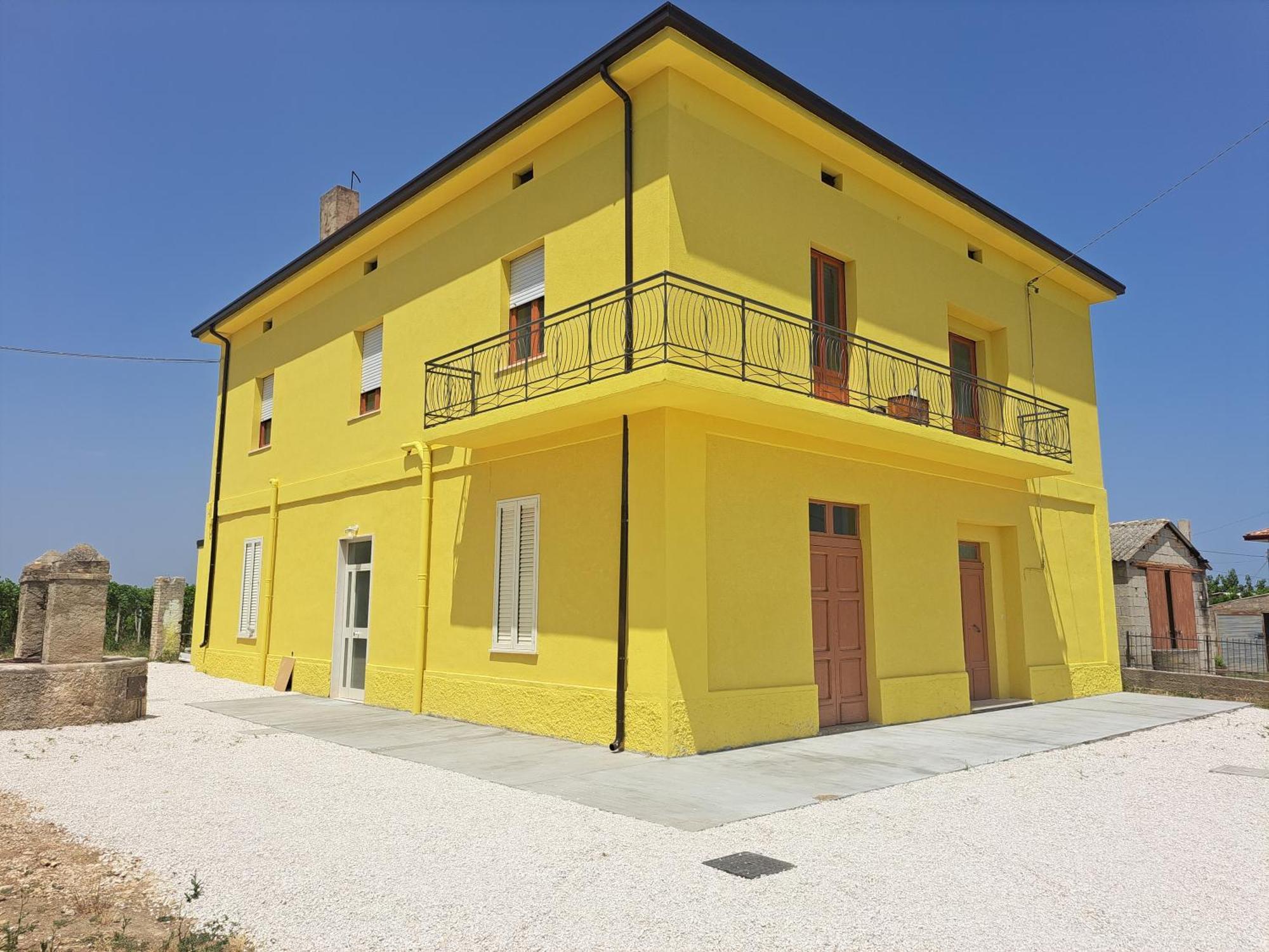 B & B Le Tre Rose Tollo Ngoại thất bức ảnh