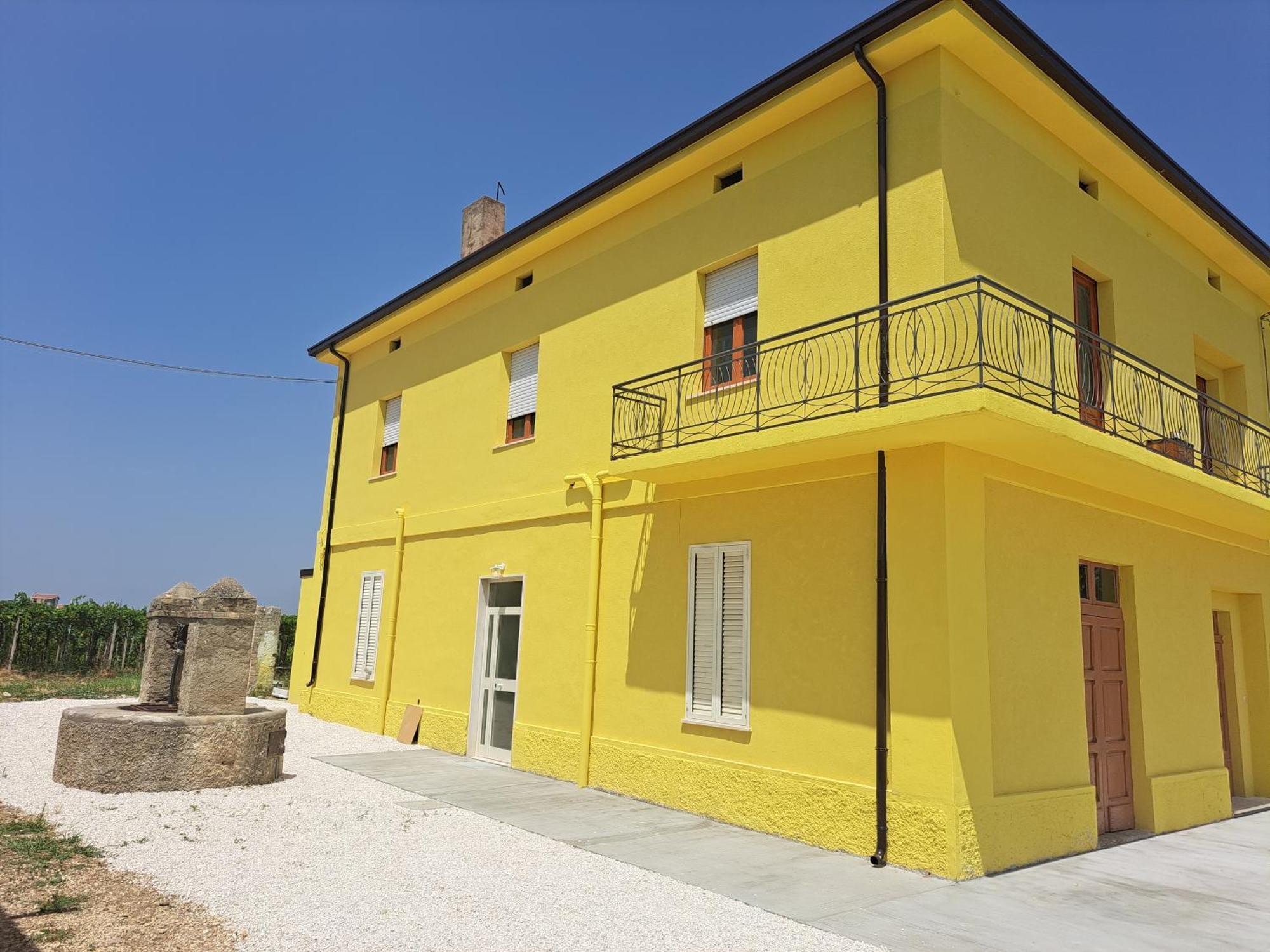 B & B Le Tre Rose Tollo Ngoại thất bức ảnh